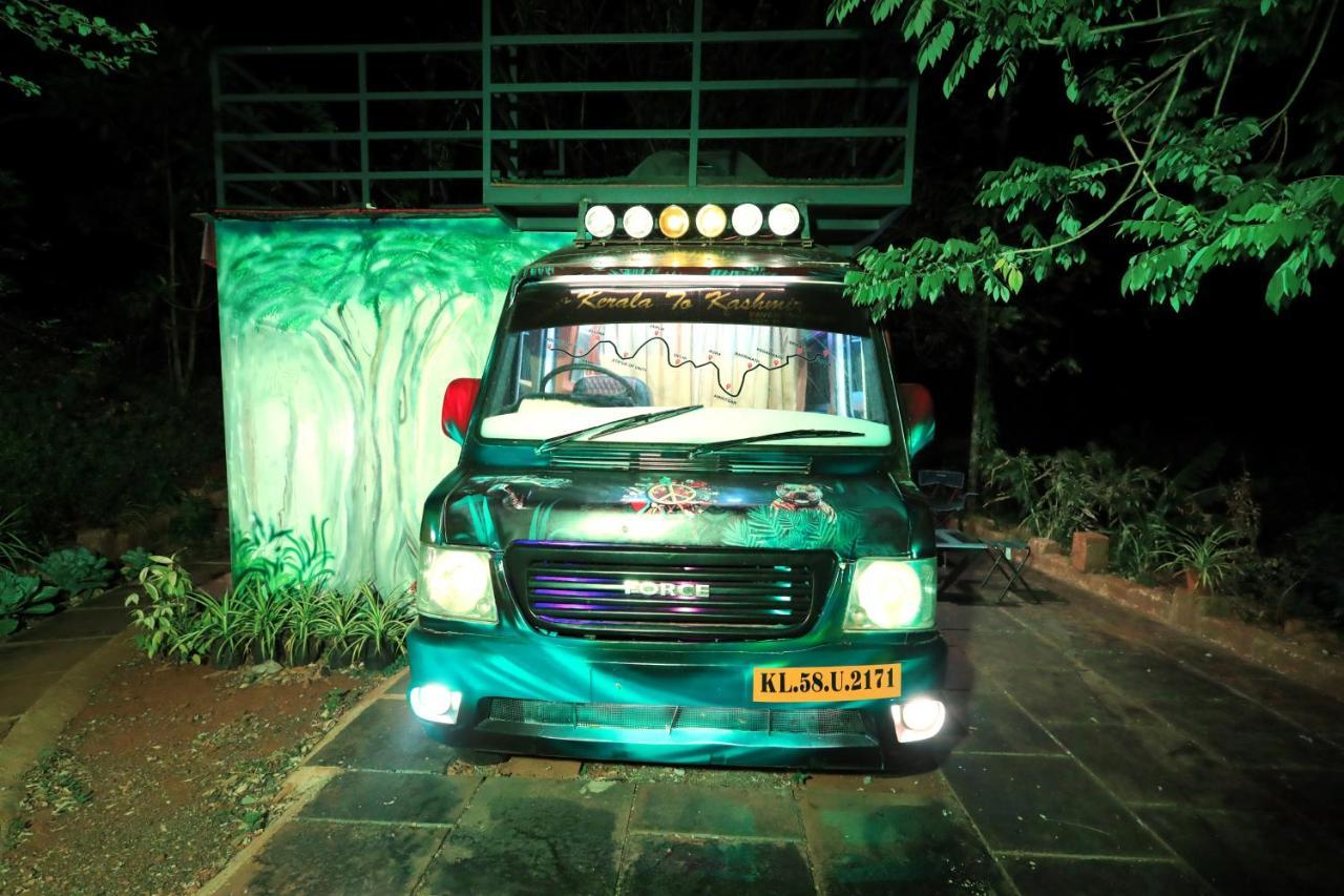 Holistic Stay Eco-Resort & Ayurvedic Retreat Paithalmala Eksteriør billede