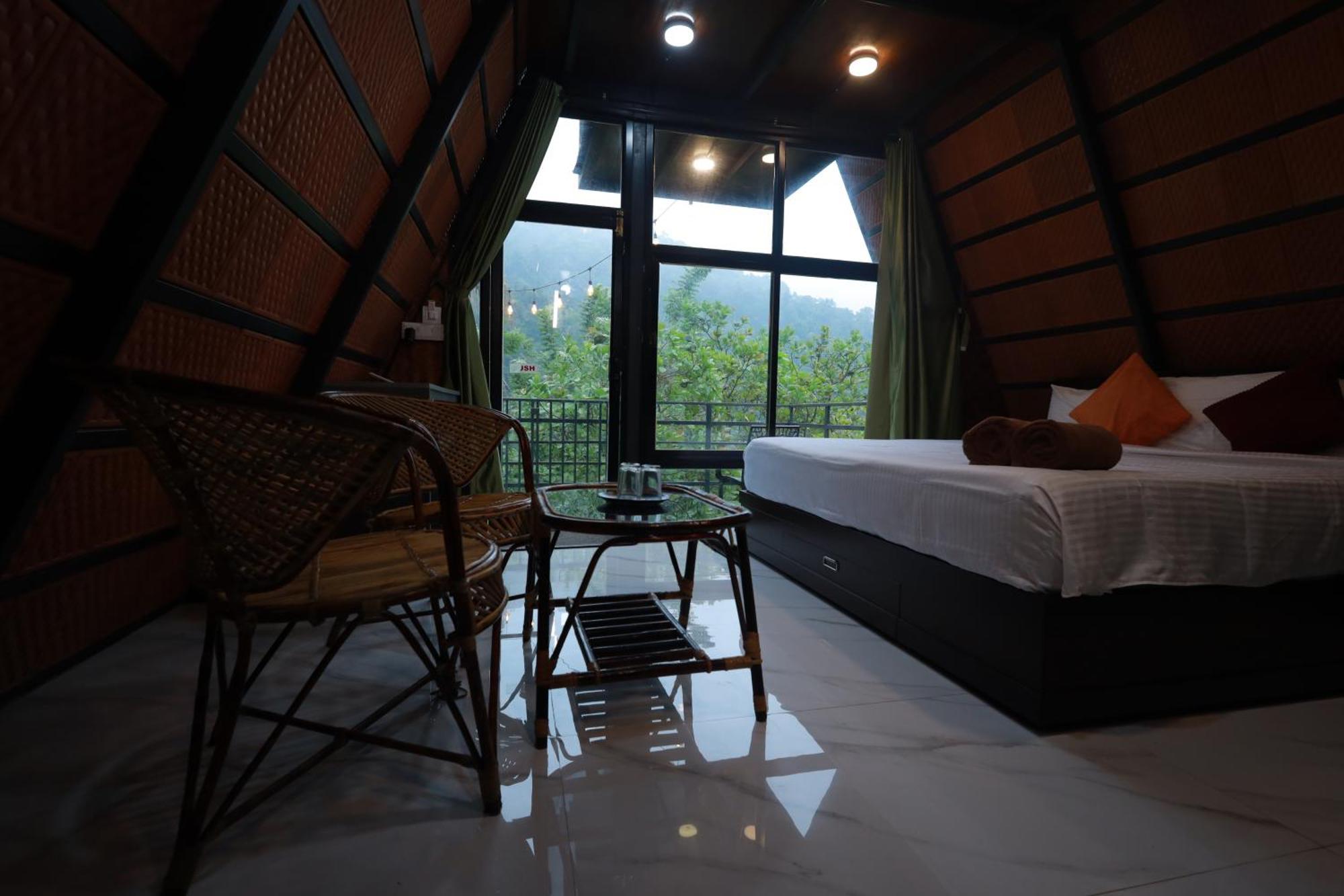 Holistic Stay Eco-Resort & Ayurvedic Retreat Paithalmala Eksteriør billede