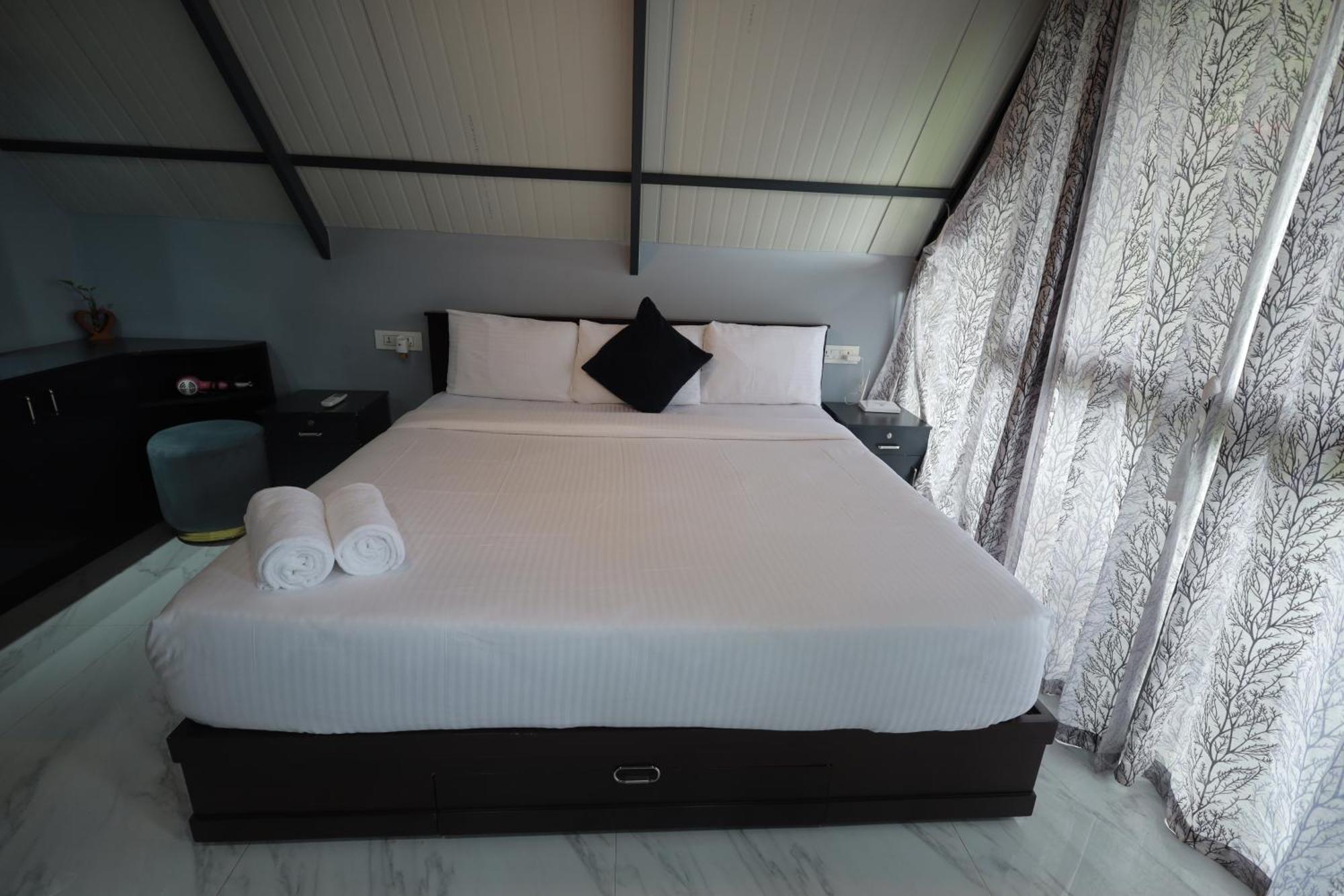 Holistic Stay Eco-Resort & Ayurvedic Retreat Paithalmala Eksteriør billede