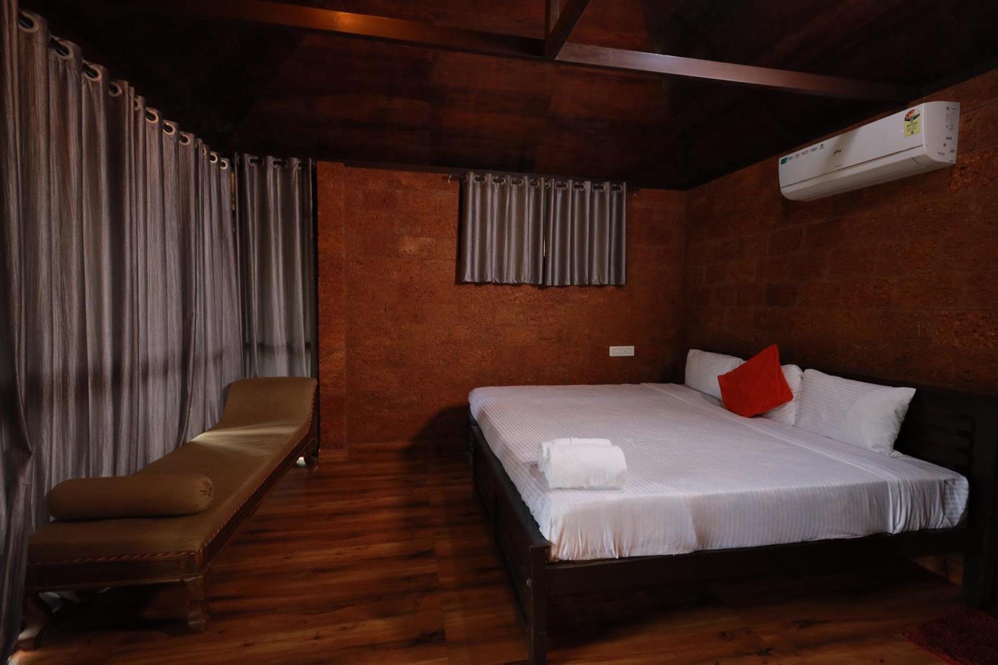 Holistic Stay Eco-Resort & Ayurvedic Retreat Paithalmala Eksteriør billede