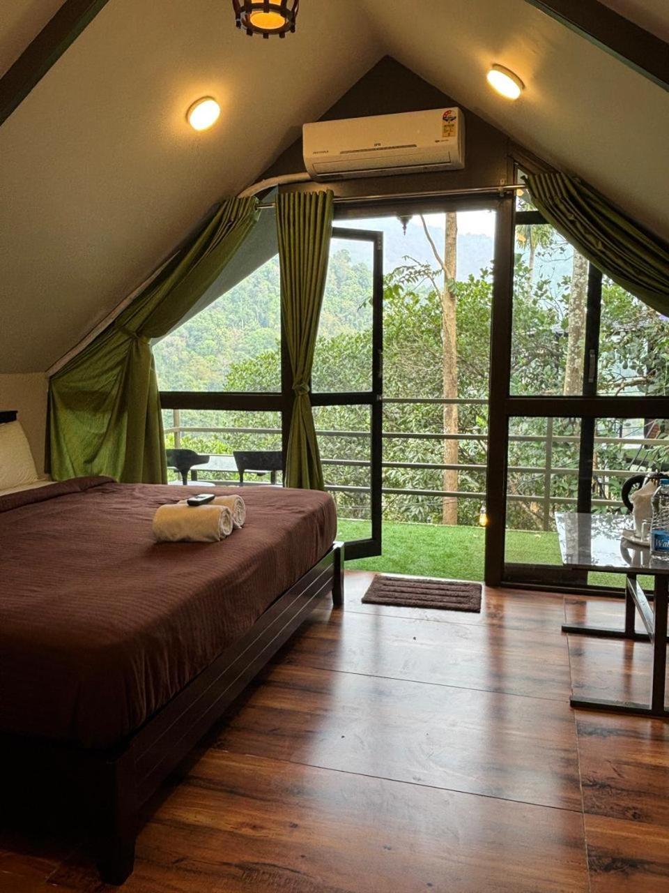 Holistic Stay Eco-Resort & Ayurvedic Retreat Paithalmala Eksteriør billede